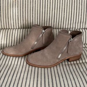 Dolce Vita Size 6.5 Booties
